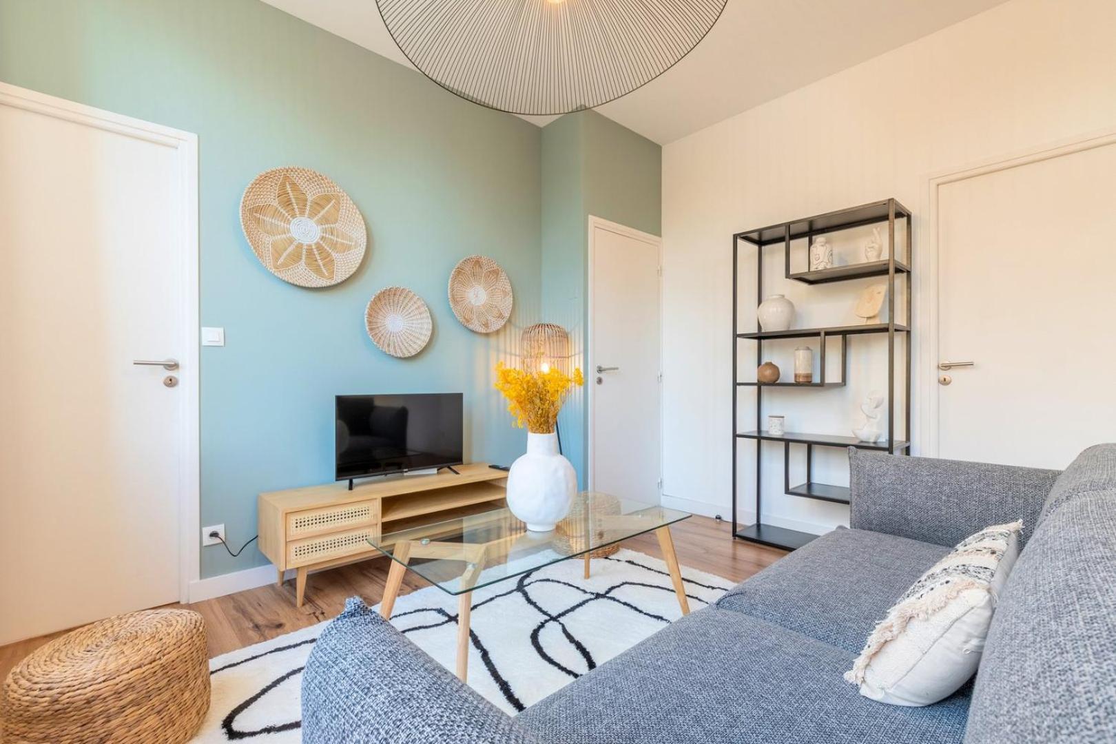 Modern, Quiet 3-Bedroom Apartment With Parking มาร์ค-ออง-บาโรล์ ภายนอก รูปภาพ