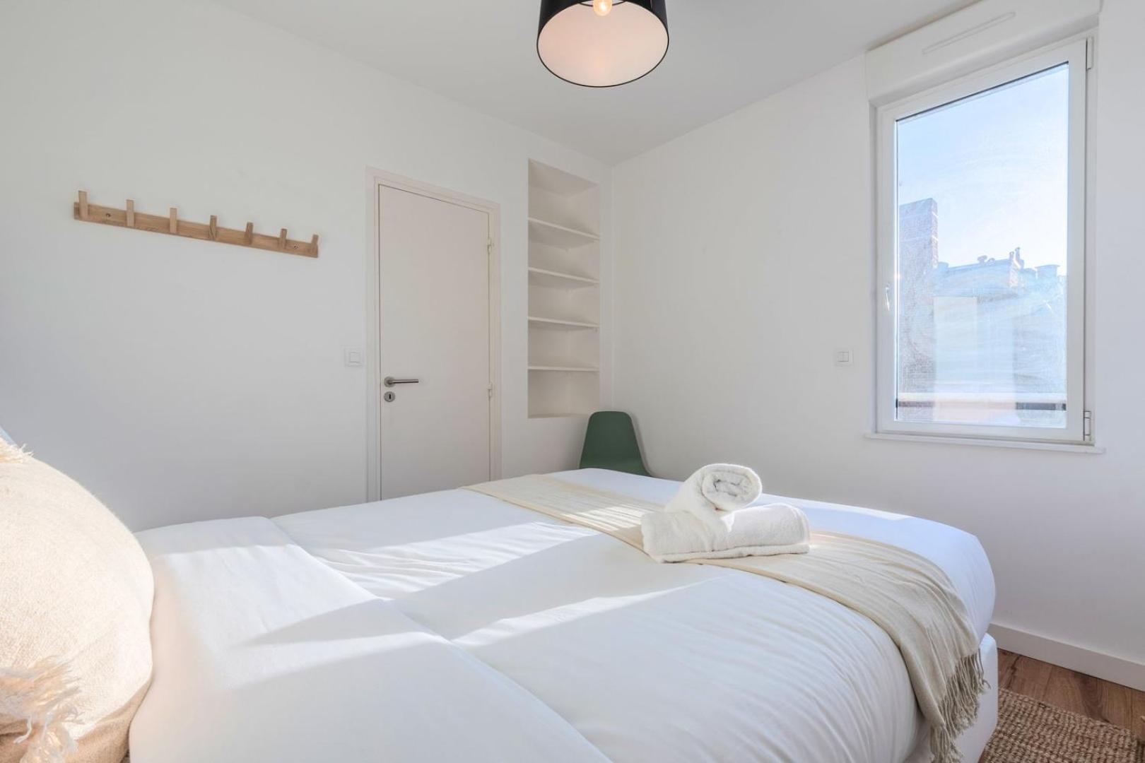 Modern, Quiet 3-Bedroom Apartment With Parking มาร์ค-ออง-บาโรล์ ภายนอก รูปภาพ