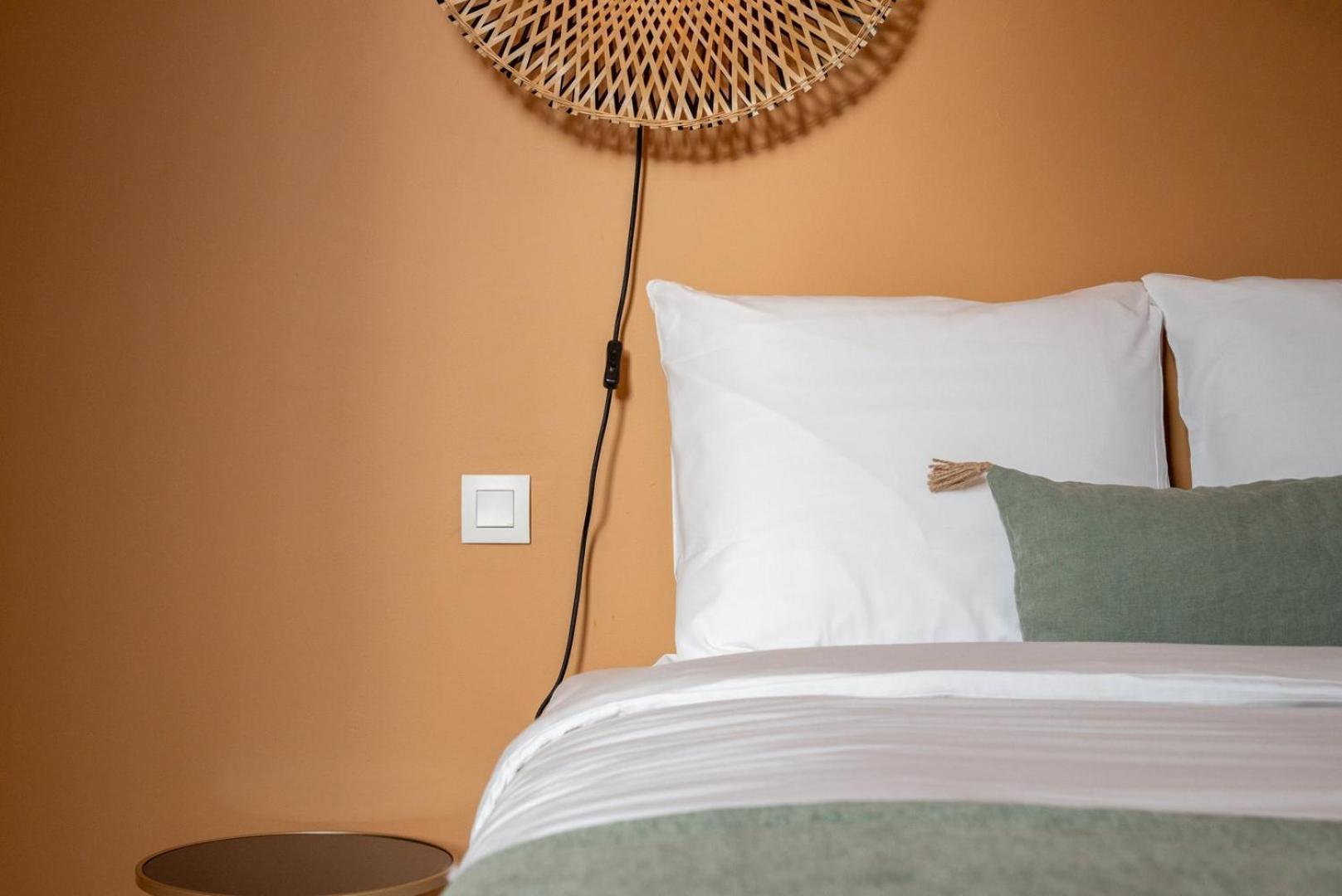 Modern, Quiet 3-Bedroom Apartment With Parking มาร์ค-ออง-บาโรล์ ภายนอก รูปภาพ